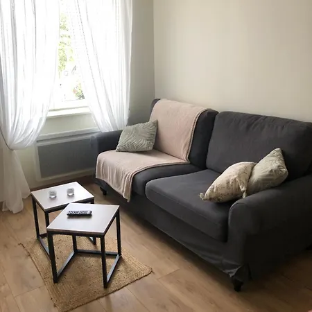 Burin Des Rosiers Apartment