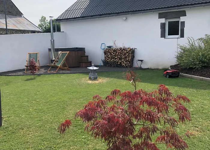 Burin Des Rosiers Apartment Olby